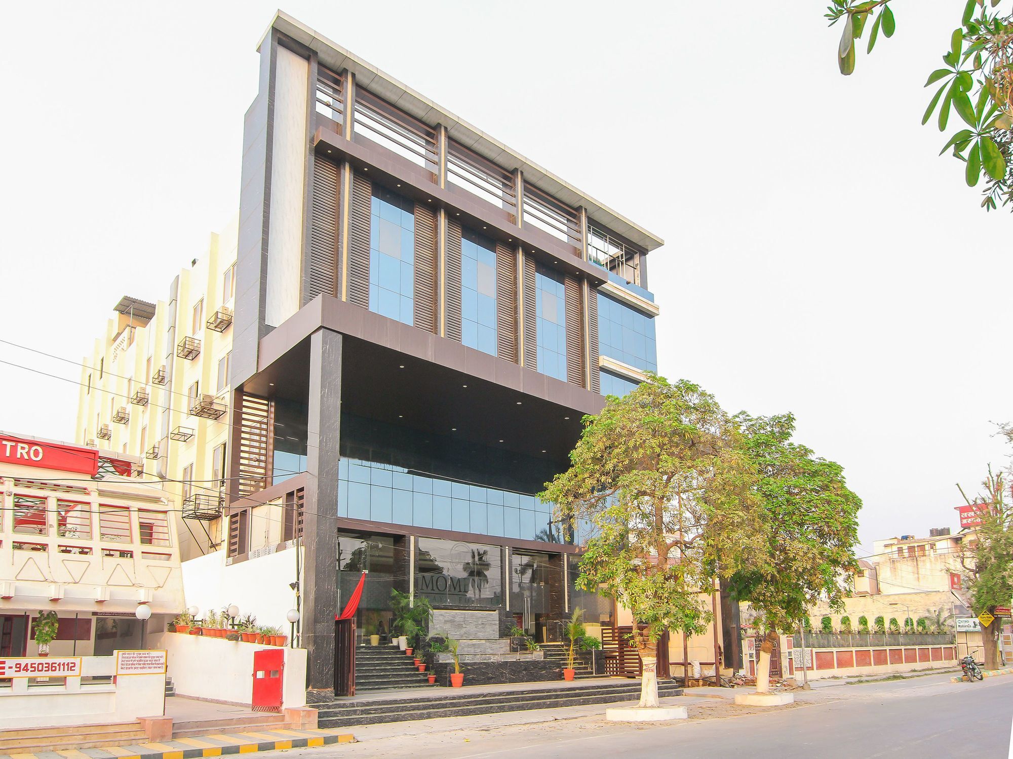 Hotel Moments Lucknow Exterior foto