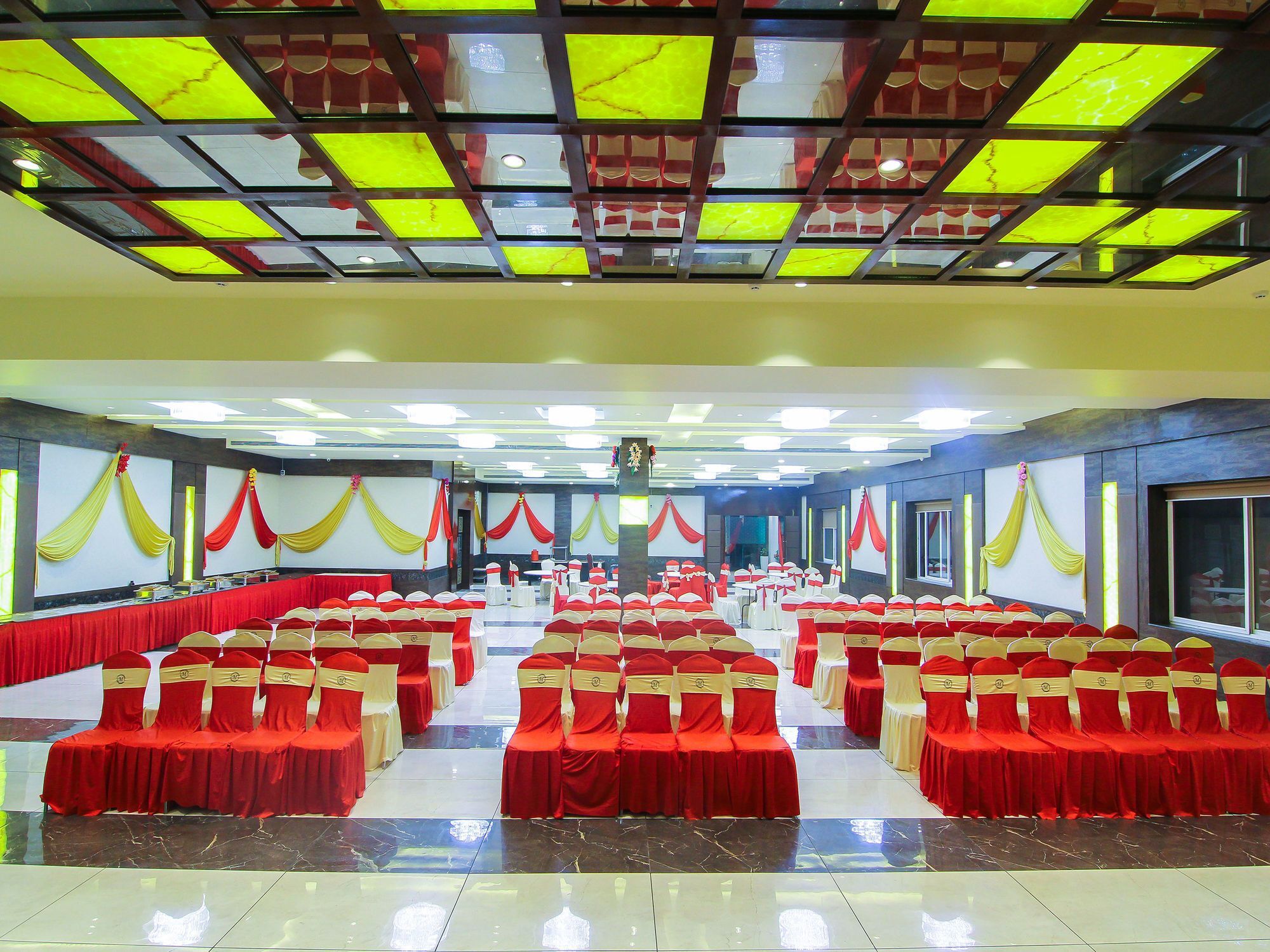 Hotel Moments Lucknow Exterior foto