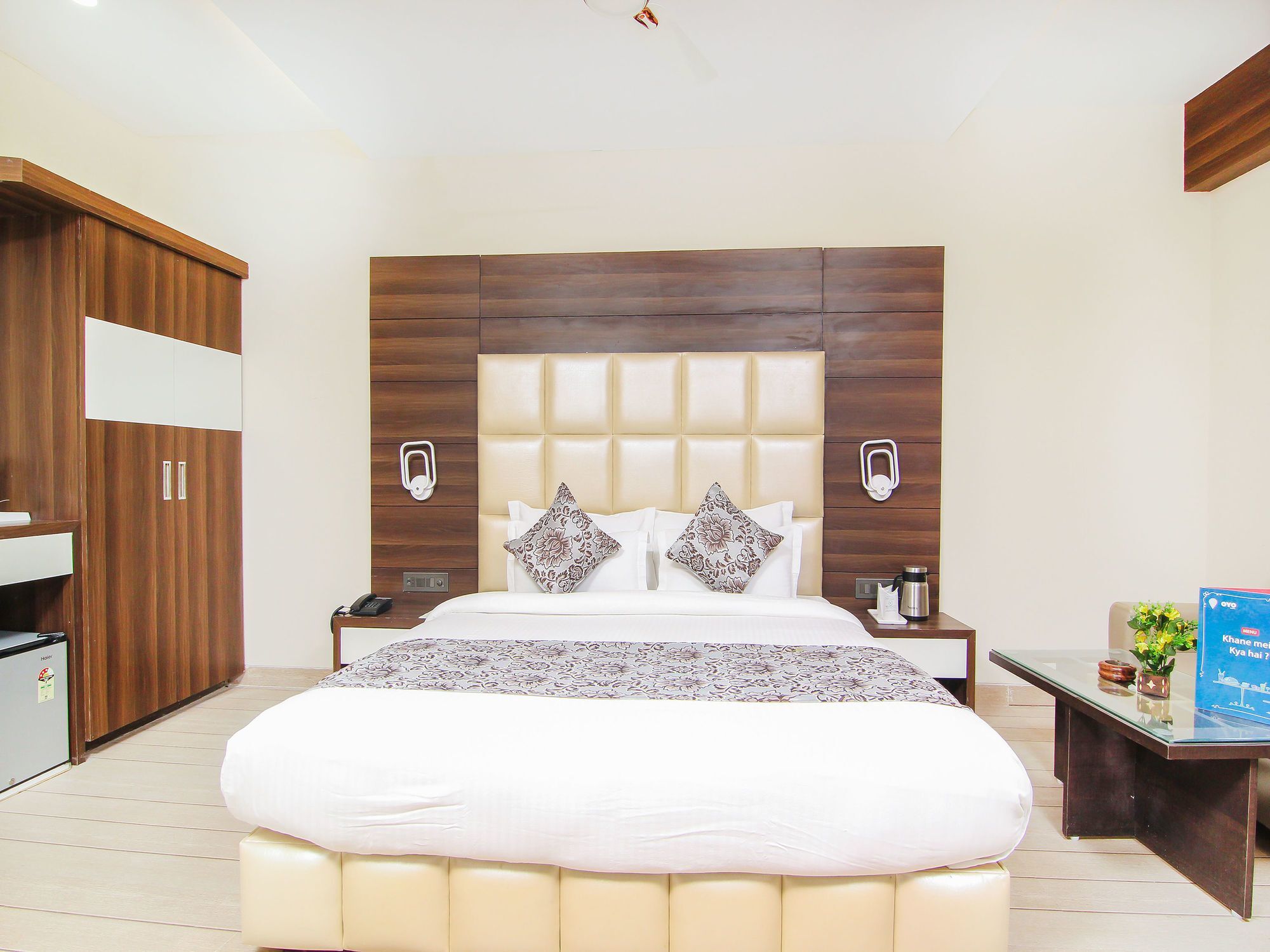 Hotel Moments Lucknow Exterior foto